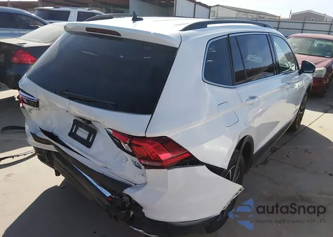 2018 Volkswagen Tiguan 2.0T Se/2.0T Sel из США, поврежденный, VIN 3VV2B7AX2JM218822